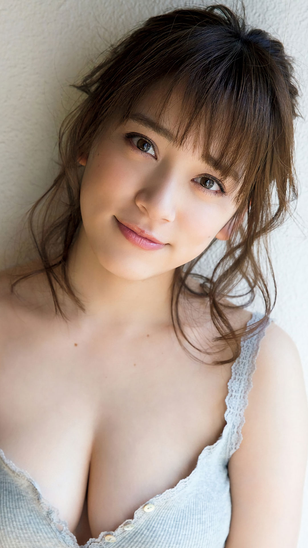 胸の谷間がエロ過ぎる待ち受け画像60枚 アイドル 芸能人 巨乳 美乳おっぱい 待ち受けparadise